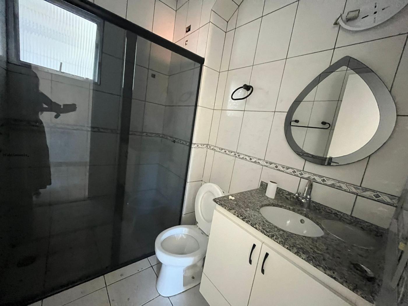 Apartamento para alugar com 3 quartos, 98m² - Foto 17