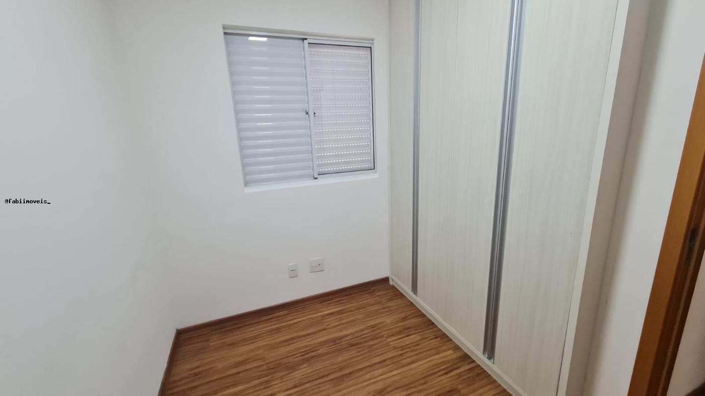 Apartamento para alugar com 3 quartos - Foto 13