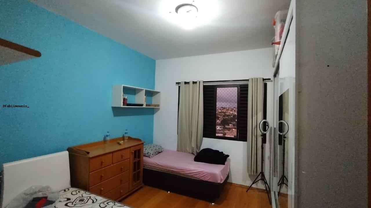 Apartamento para alugar com 2 quartos, 62m² - Foto 6