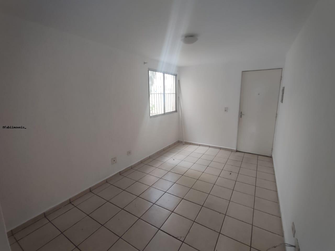 Apartamento à venda com 2 quartos - Foto 1