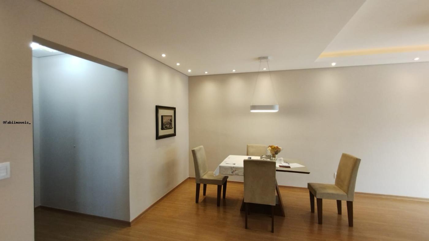 Apartamento para alugar com 3 quartos, 100m² - Foto 1