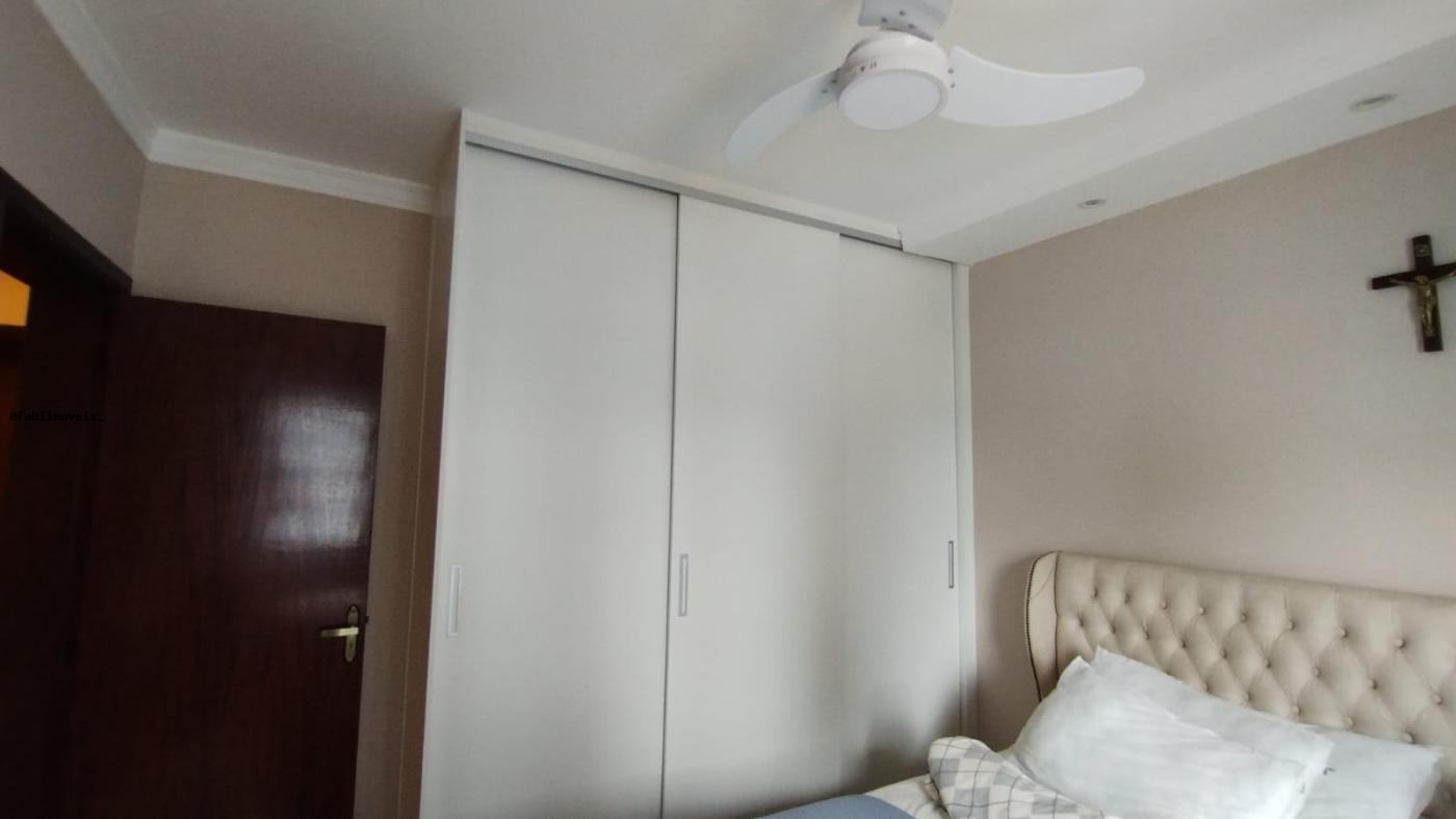 Apartamento para alugar com 3 quartos, 100m² - Foto 11