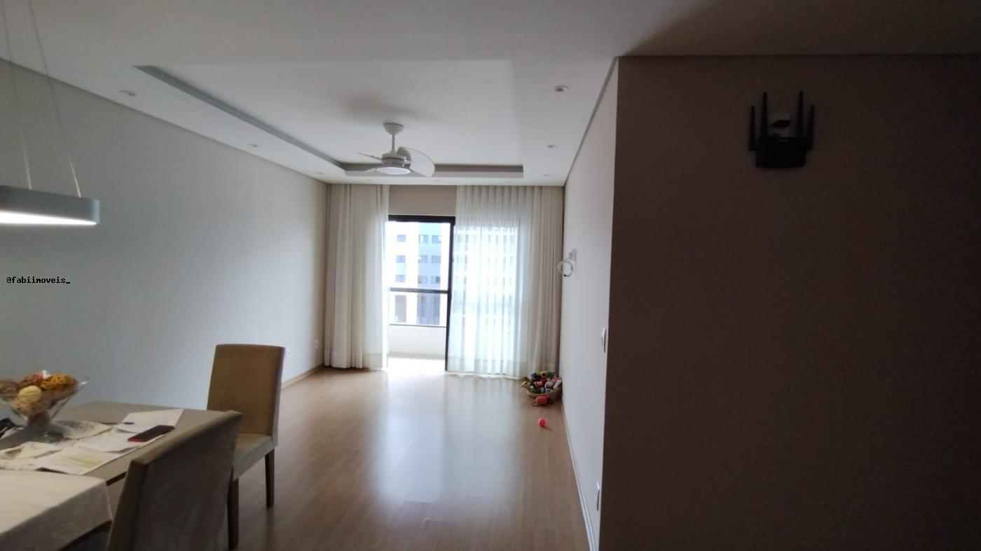 Apartamento para alugar com 3 quartos, 100m² - Foto 3