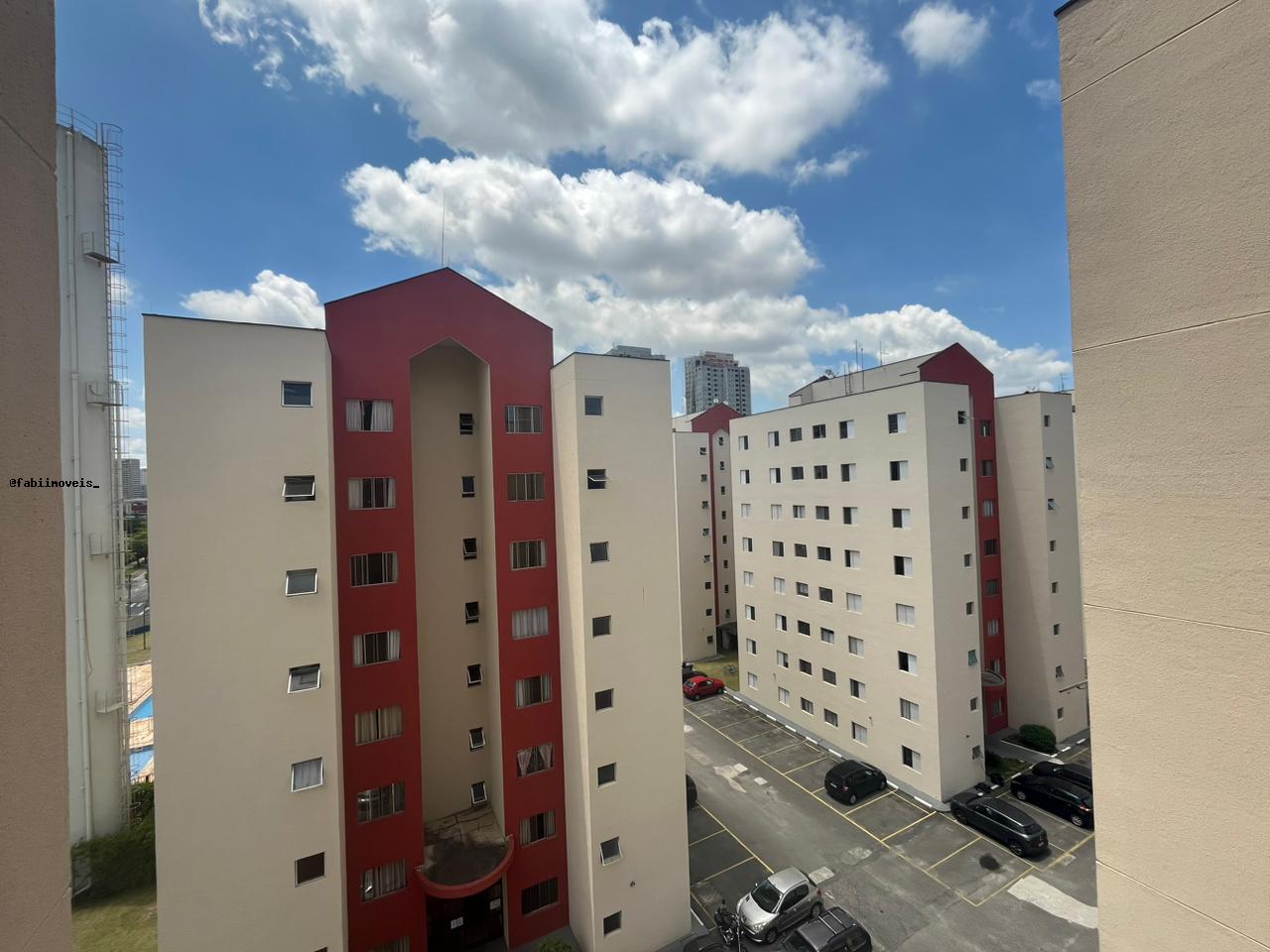 Apartamento para alugar com 2 quartos, 50m² - Foto 18